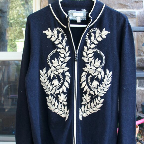 St John knit sweater size large - Picture 1 of 6